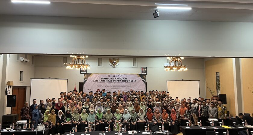Penguatan Kurikulum Pendidikan Bahasa Arab Nasional: Prodi Magister PBA UIN Walisongo Semarang Aktif dalam Rakernas PPPBA Indonesia 2025 Menuju Akreditasi Unggul Melalui IAPS 2.0
